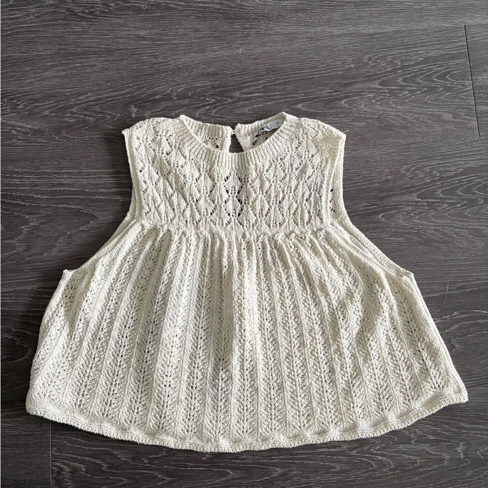 Zara Off-White Textured Knit Sweater Sleeveless Size Small